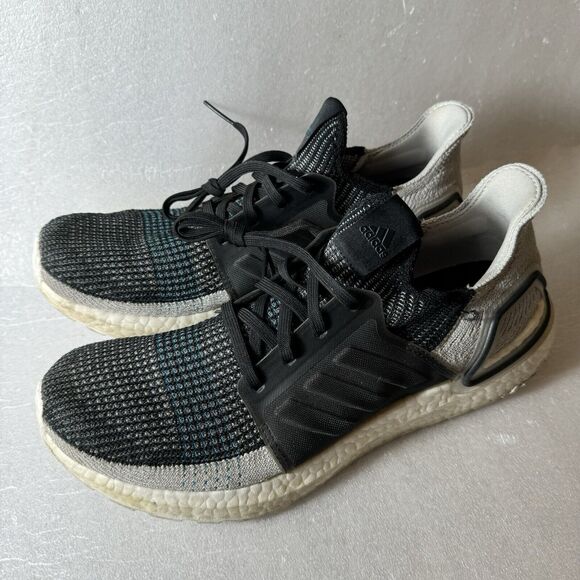 NICE Adidas Ultra Boost 19 Men's 11 Core Black Grey Cyan Blue F35242 Shoes - Picture 1 of 7